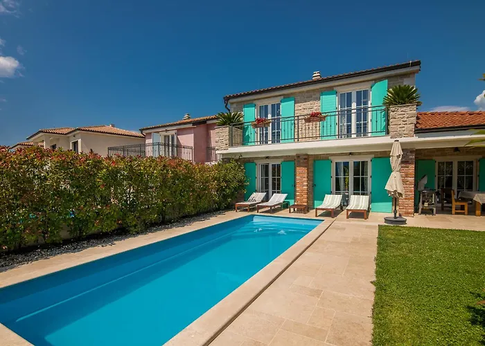 Villa Linna With Seaview